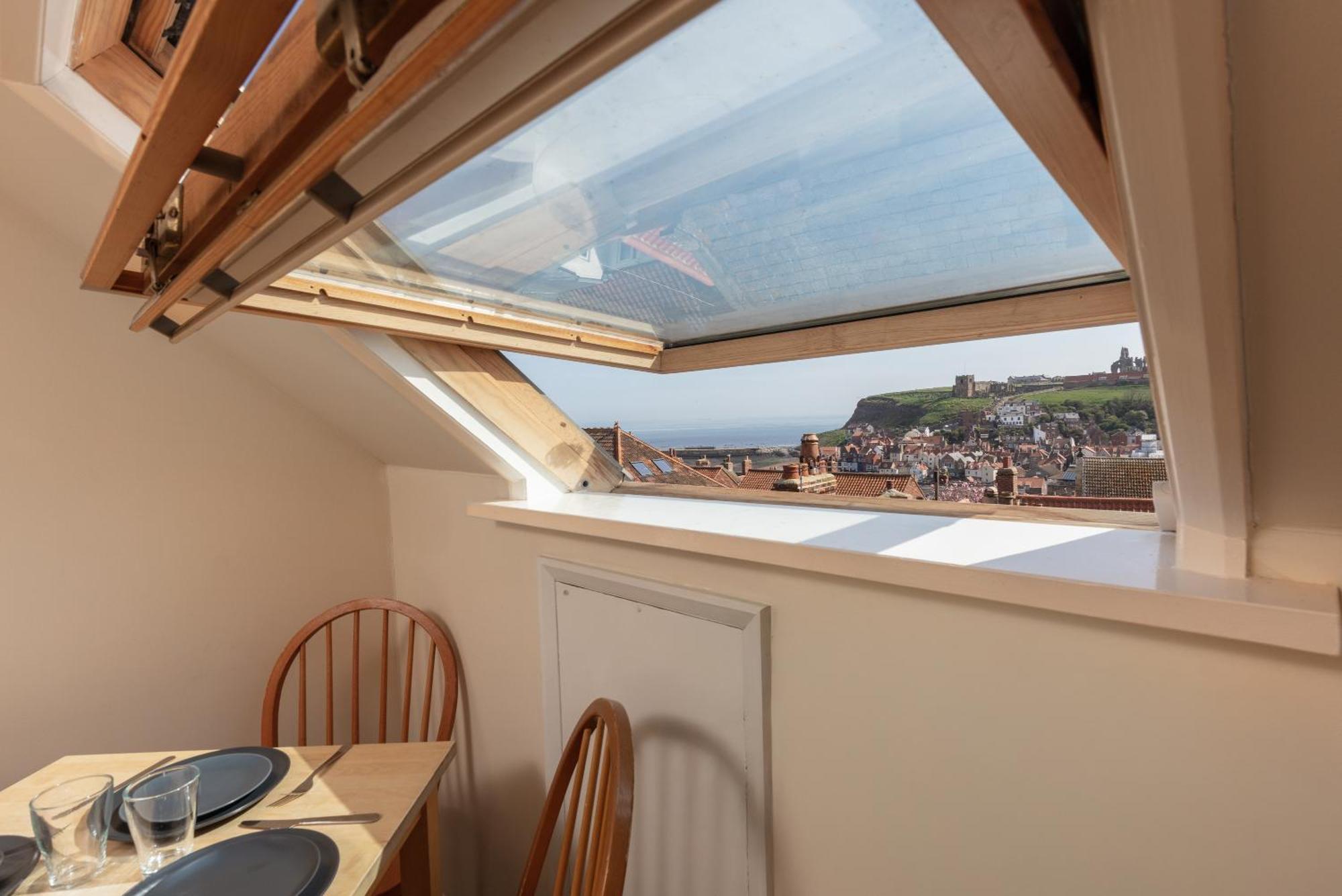 Discovery Accommodation Whitby Exterior photo