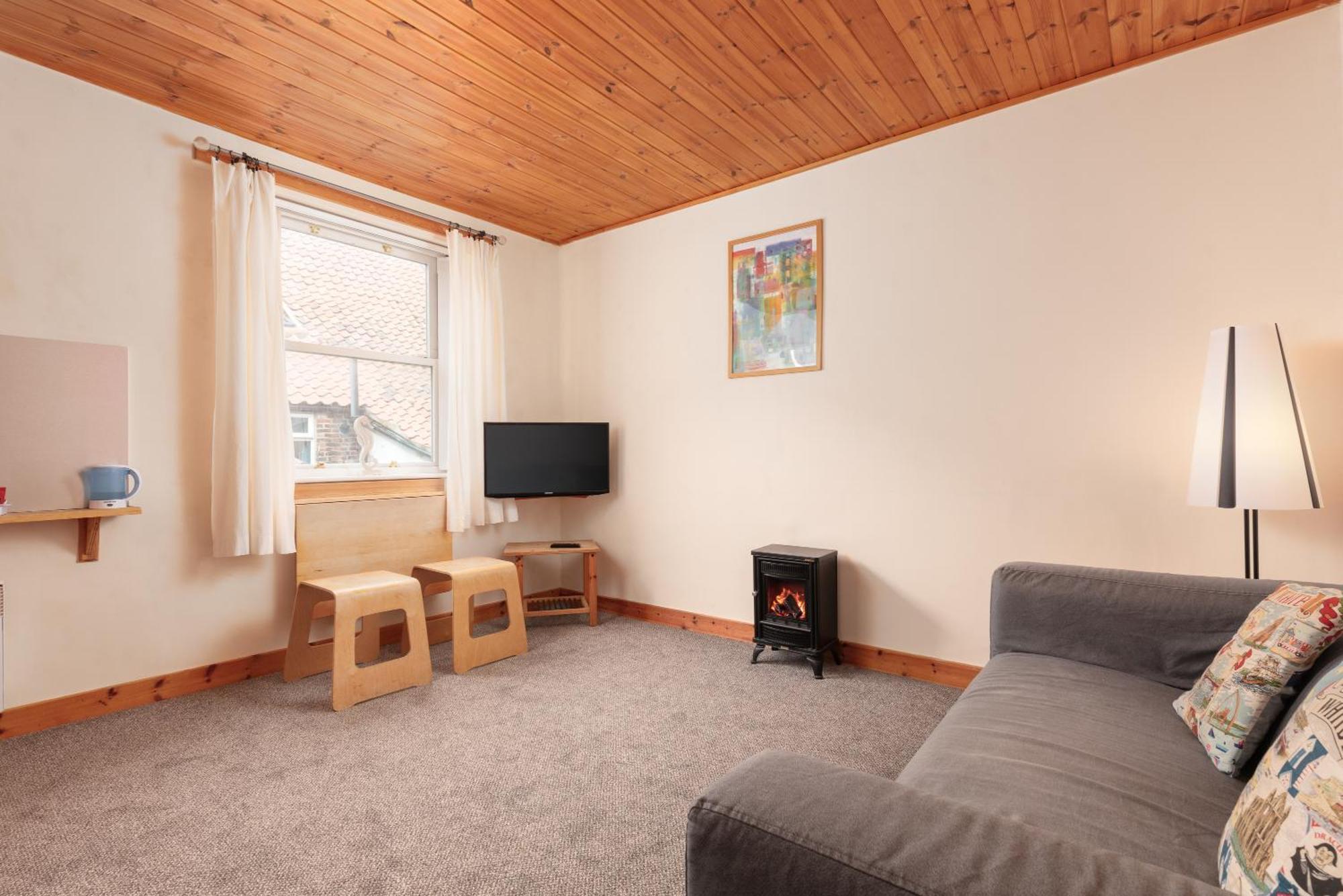 Discovery Accommodation Whitby Exterior photo